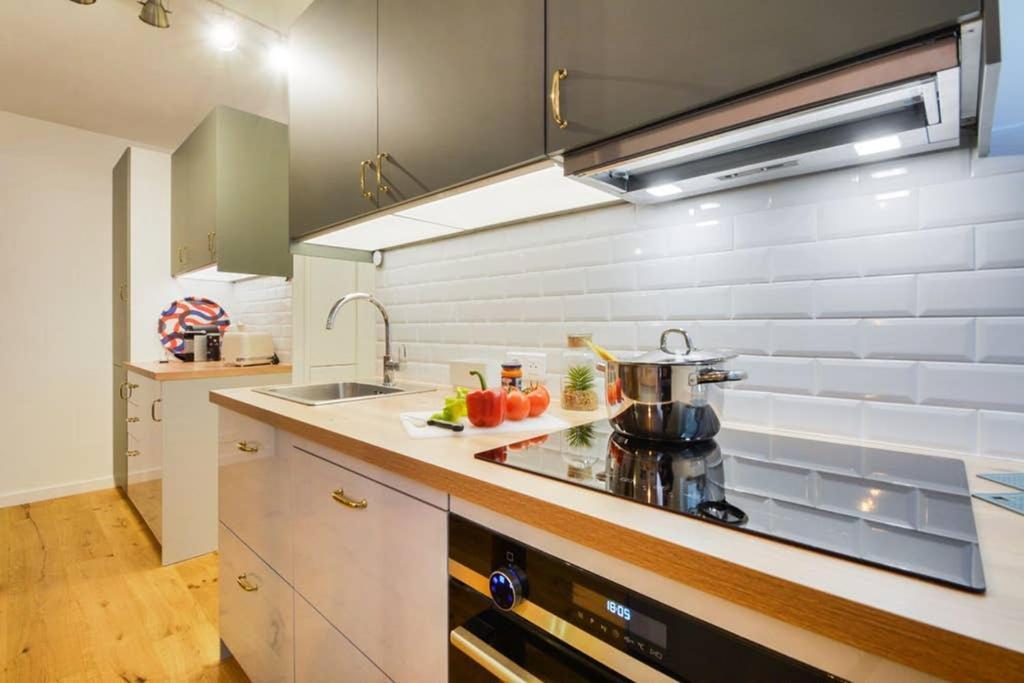 Апартаменты Luxueux Duplex 6 - 8Pers - Full Equipped - Republique Париж Экстерьер фото